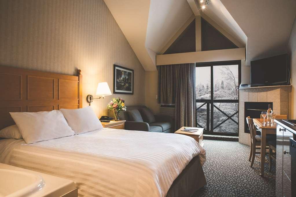 Pinnacle Hotel Whistler Zimmer foto