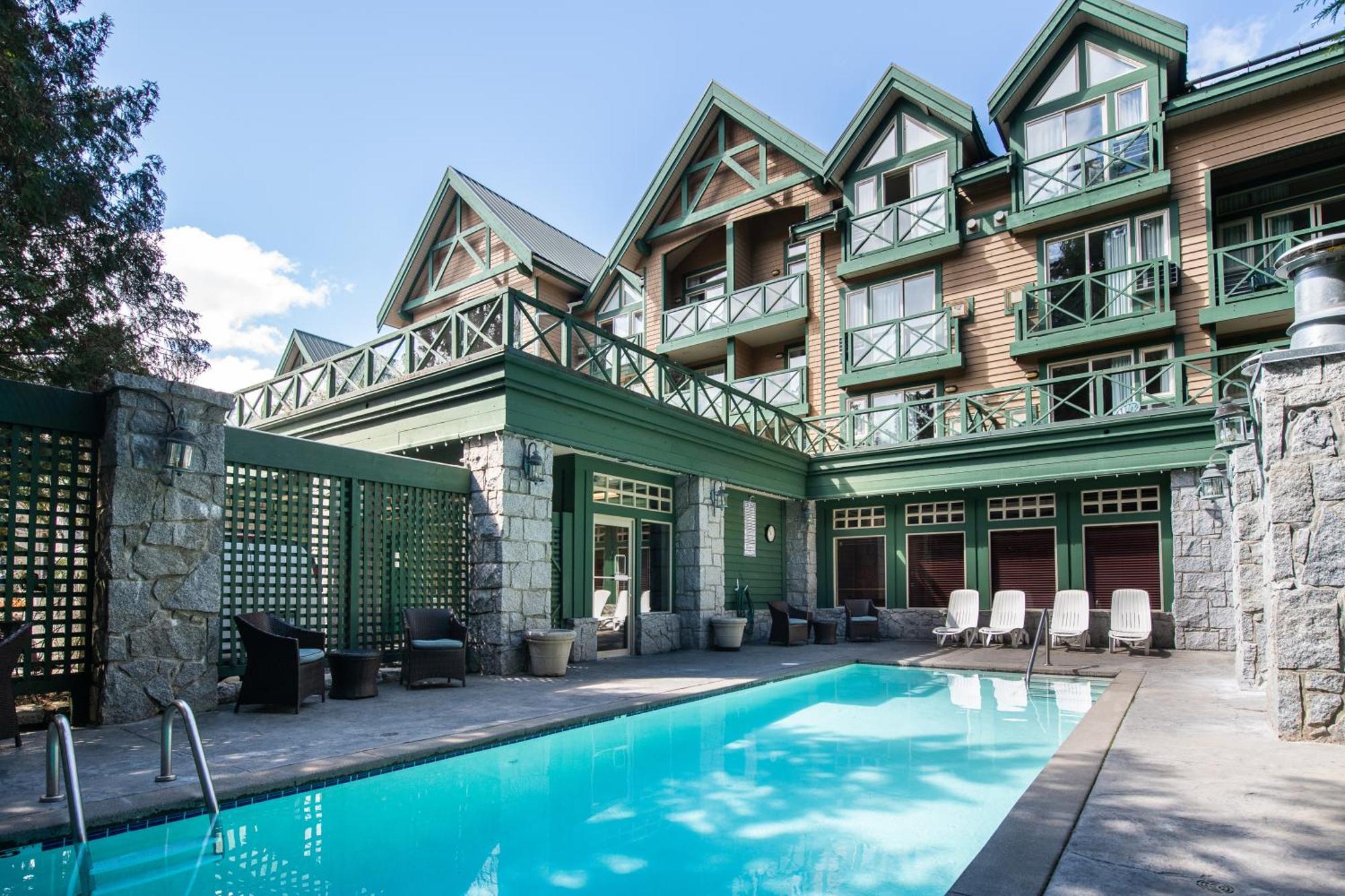 Pinnacle Hotel Whistler Exterior foto
