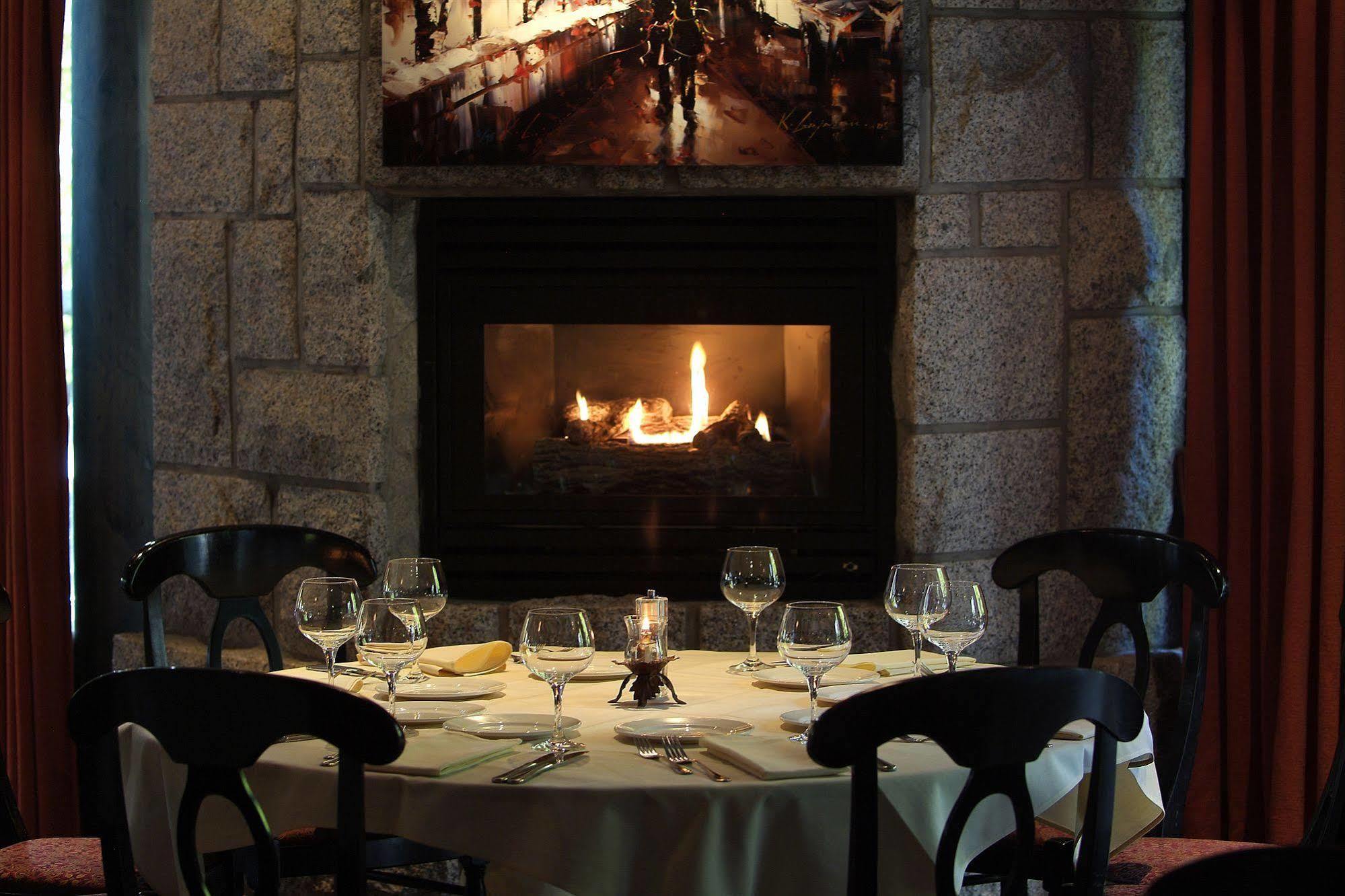 Pinnacle Hotel Whistler Exterior foto